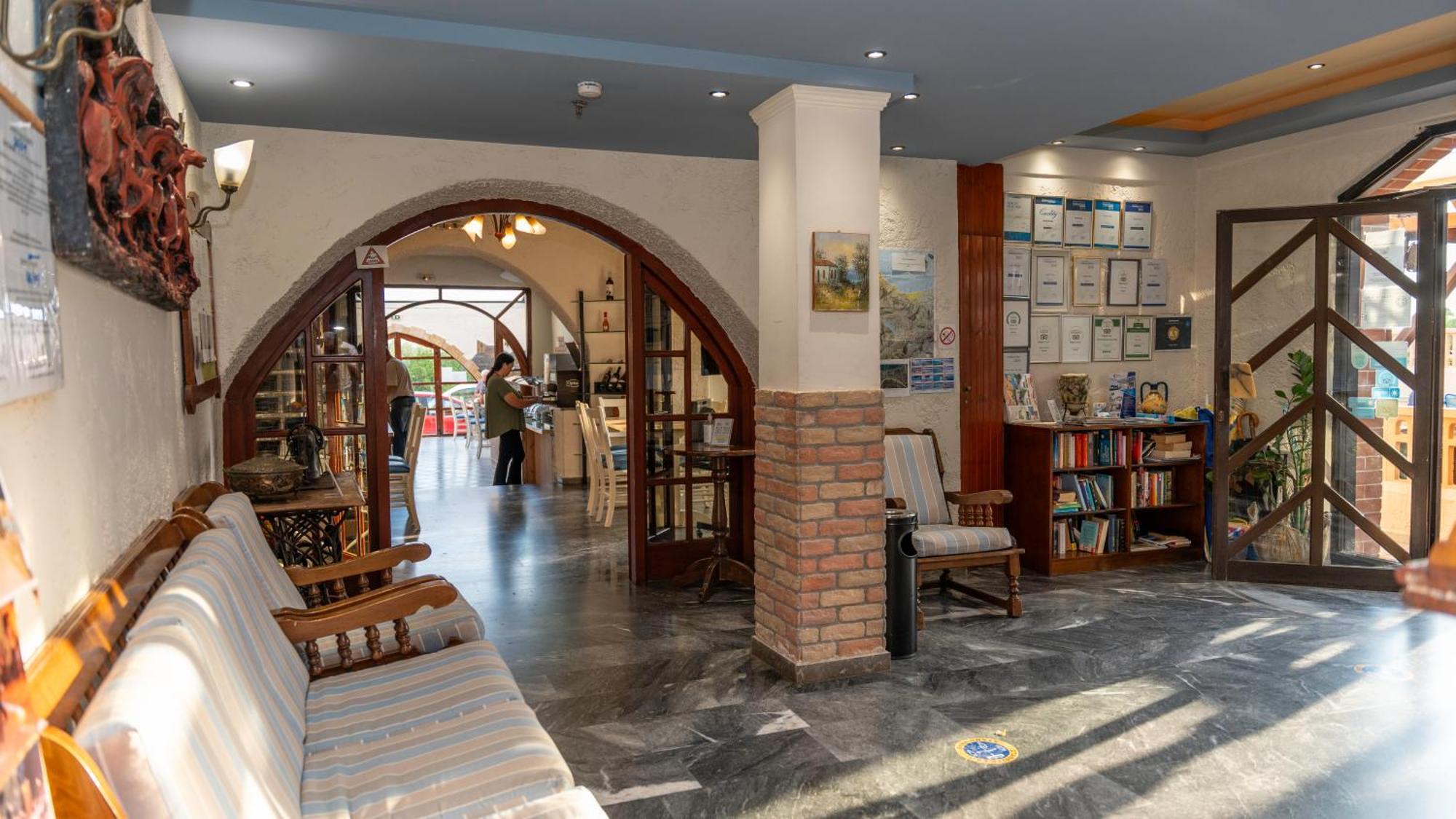 Evina Rooms & Suites Kokkini Hani ภายนอก รูปภาพ